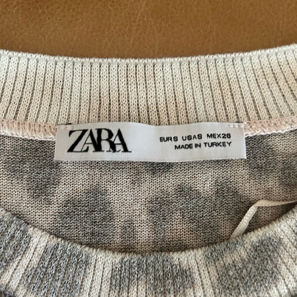 Zara leopard print round neck short sleeve sheer top. Brand new. Never worn. - Picture 2 of 4